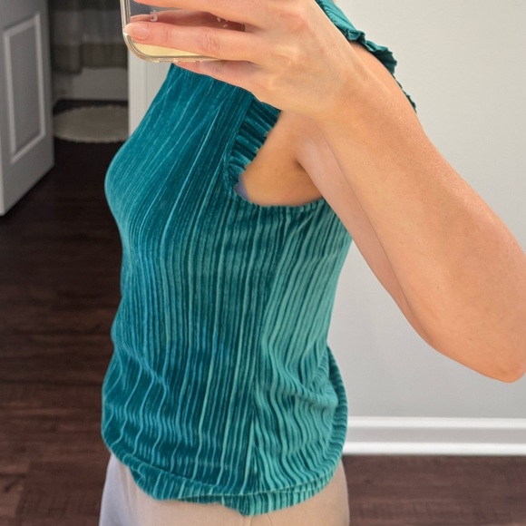 Green suede top - Picture 6 of 7